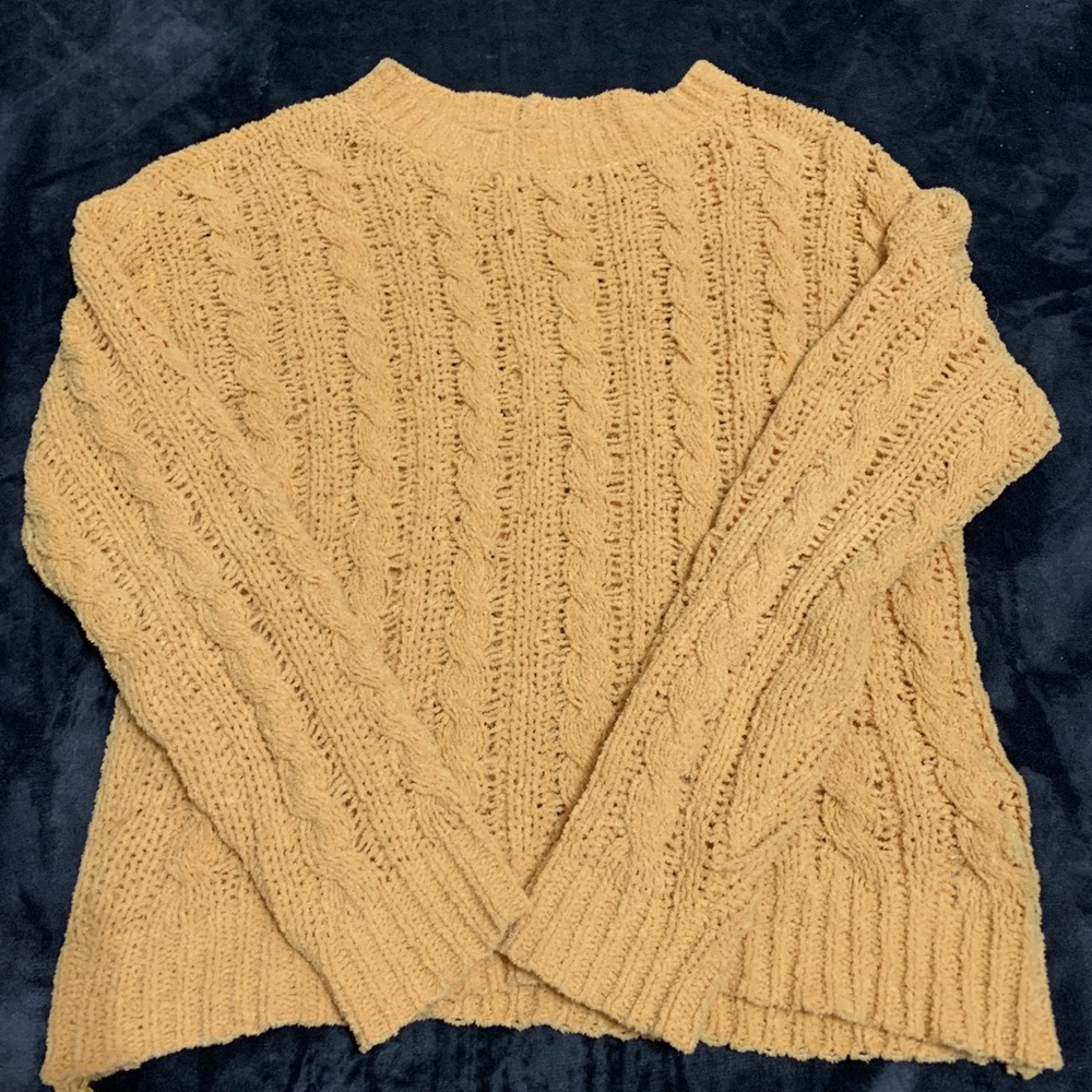 American eagle sweater